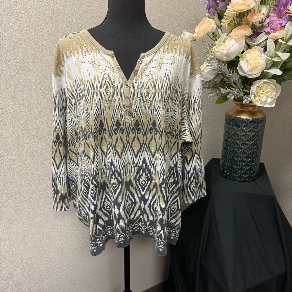 Rebecca Malone 2X Studded Ikat Print Henley Top Beige Gold Metallic Boho Chic